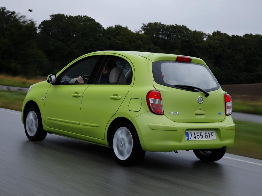  Nissan Micra 5-Door (K13) 2010 года  (фото 13 из 26)